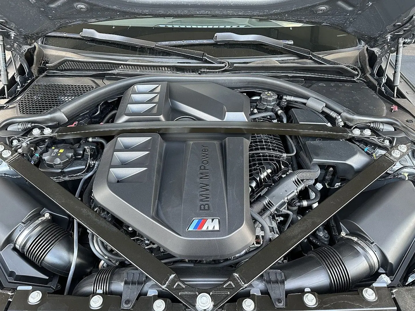 M4 Competition M xDrive Aut. M-Carbon Schalen...