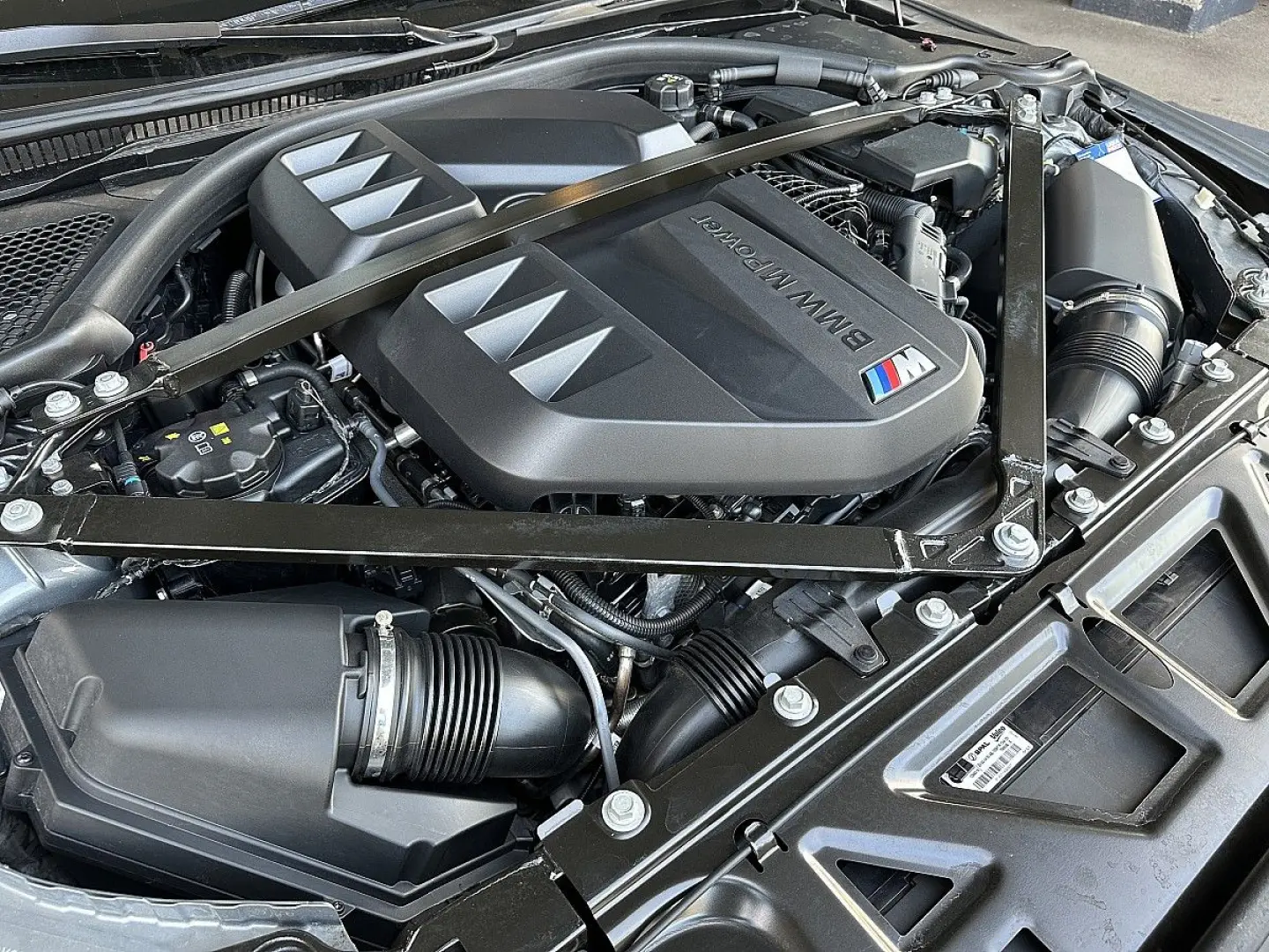 M4 Competition M xDrive Aut. M-Carbon Schalen...