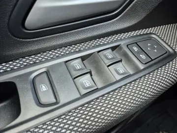 Dacia Sandero EXPRESSION 1.0 TCE 90 CP 2024