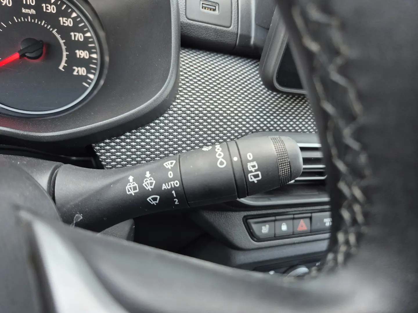 Dacia Sandero EXPRESSION 1.0 TCE 90 CP 2024