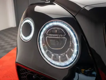 Bentayga 4.0 V8 4WD Autom.