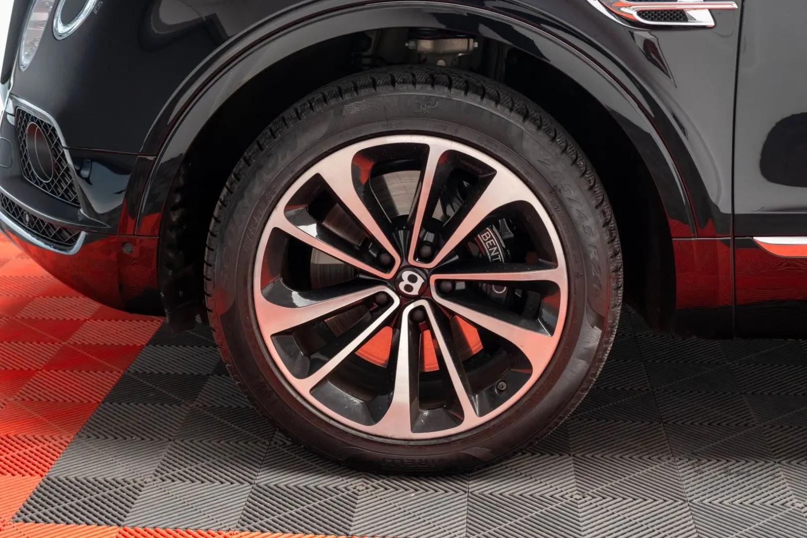 Bentayga 4.0 V8 4WD Autom.