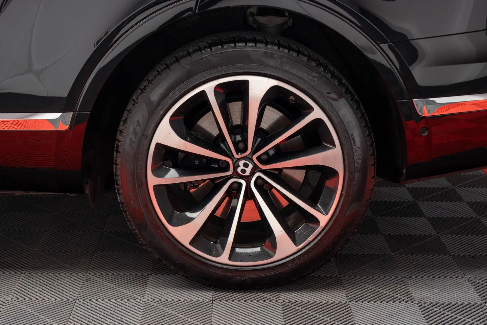 Bentayga 4.0 V8 4WD Autom.