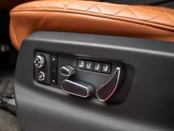 Bentayga 4.0 V8 4WD Autom.