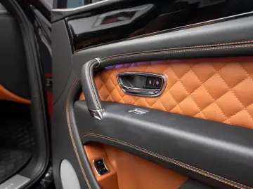 Bentayga 4.0 V8 4WD Autom.