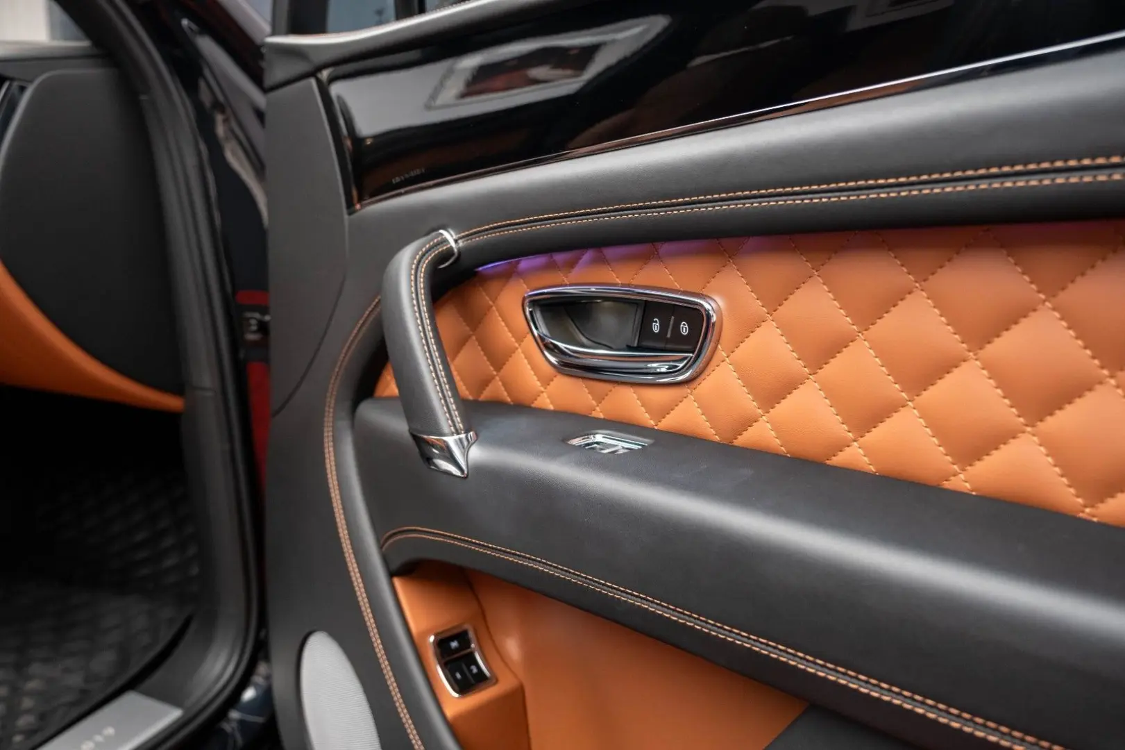 Bentayga 4.0 V8 4WD Autom.