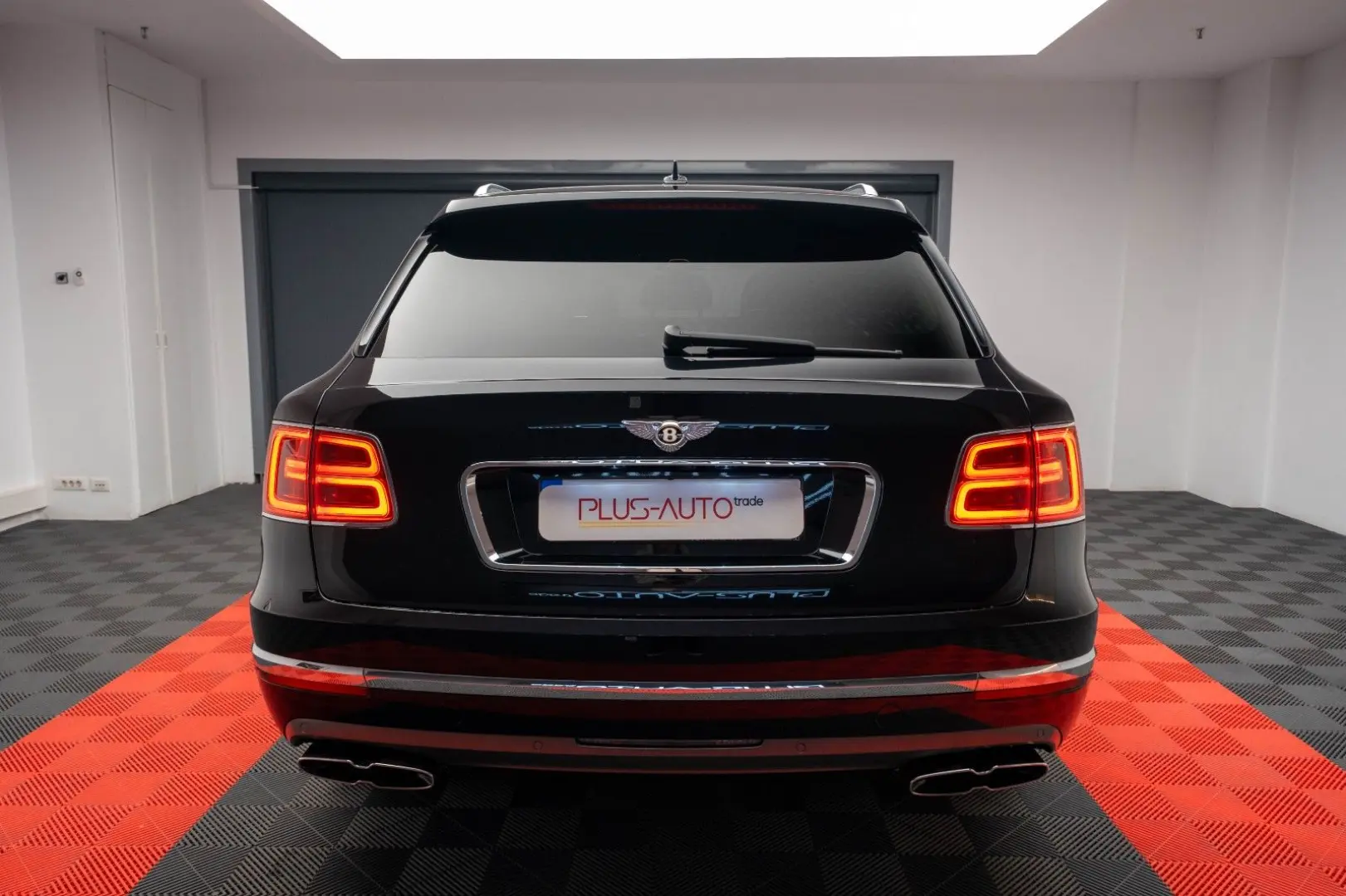 Bentayga 4.0 V8 4WD Autom.
