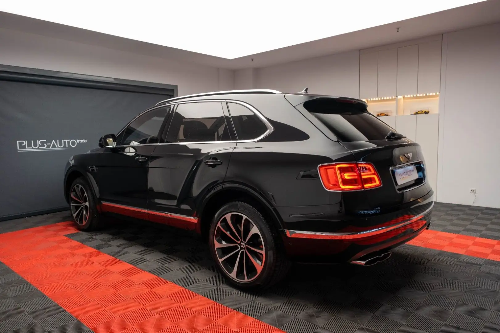 Bentayga 4.0 V8 4WD Autom.