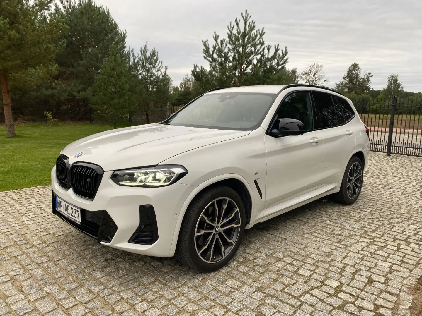 X3 M40 M40i AT -