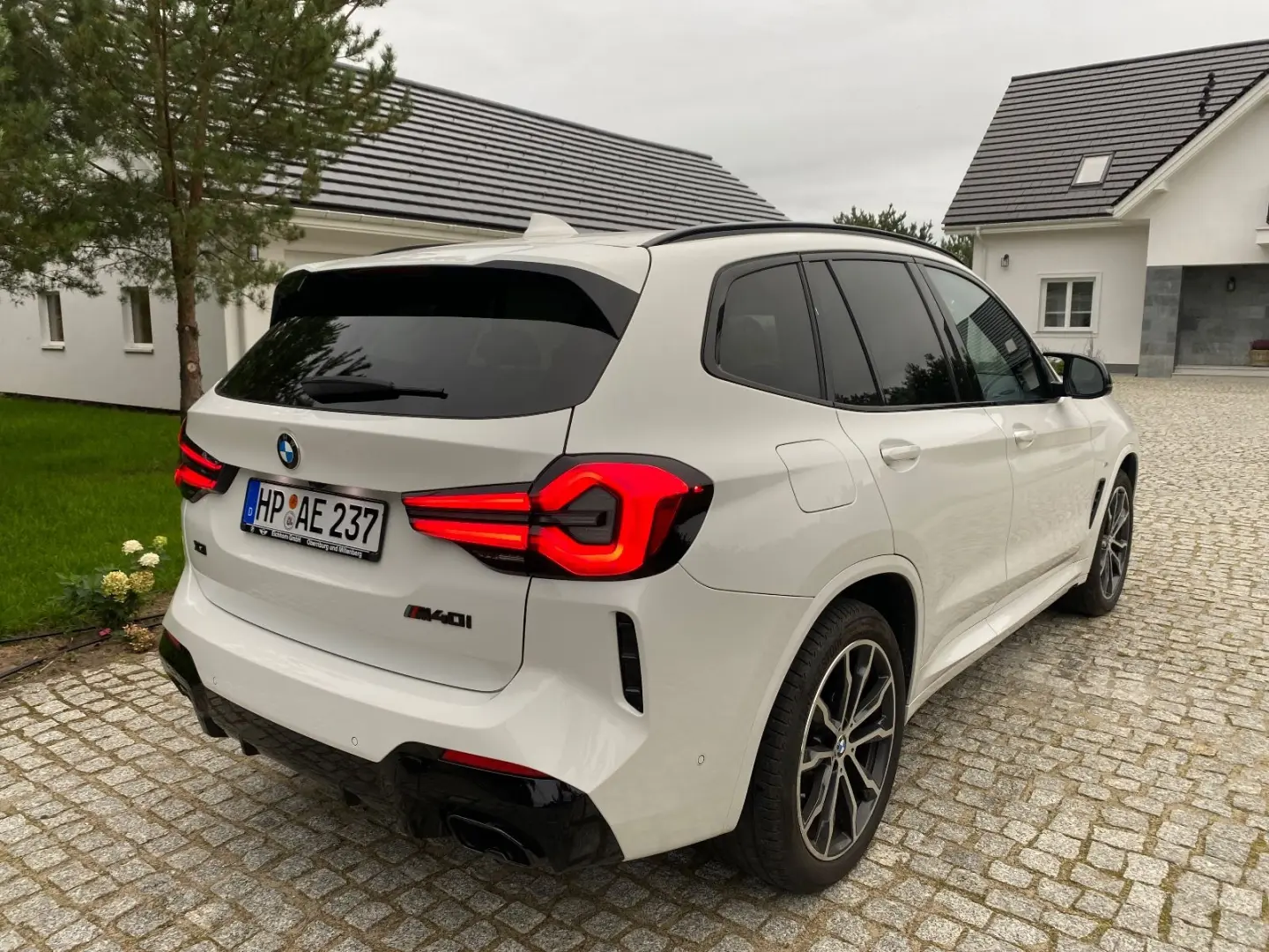 X3 M40 M40i AT -