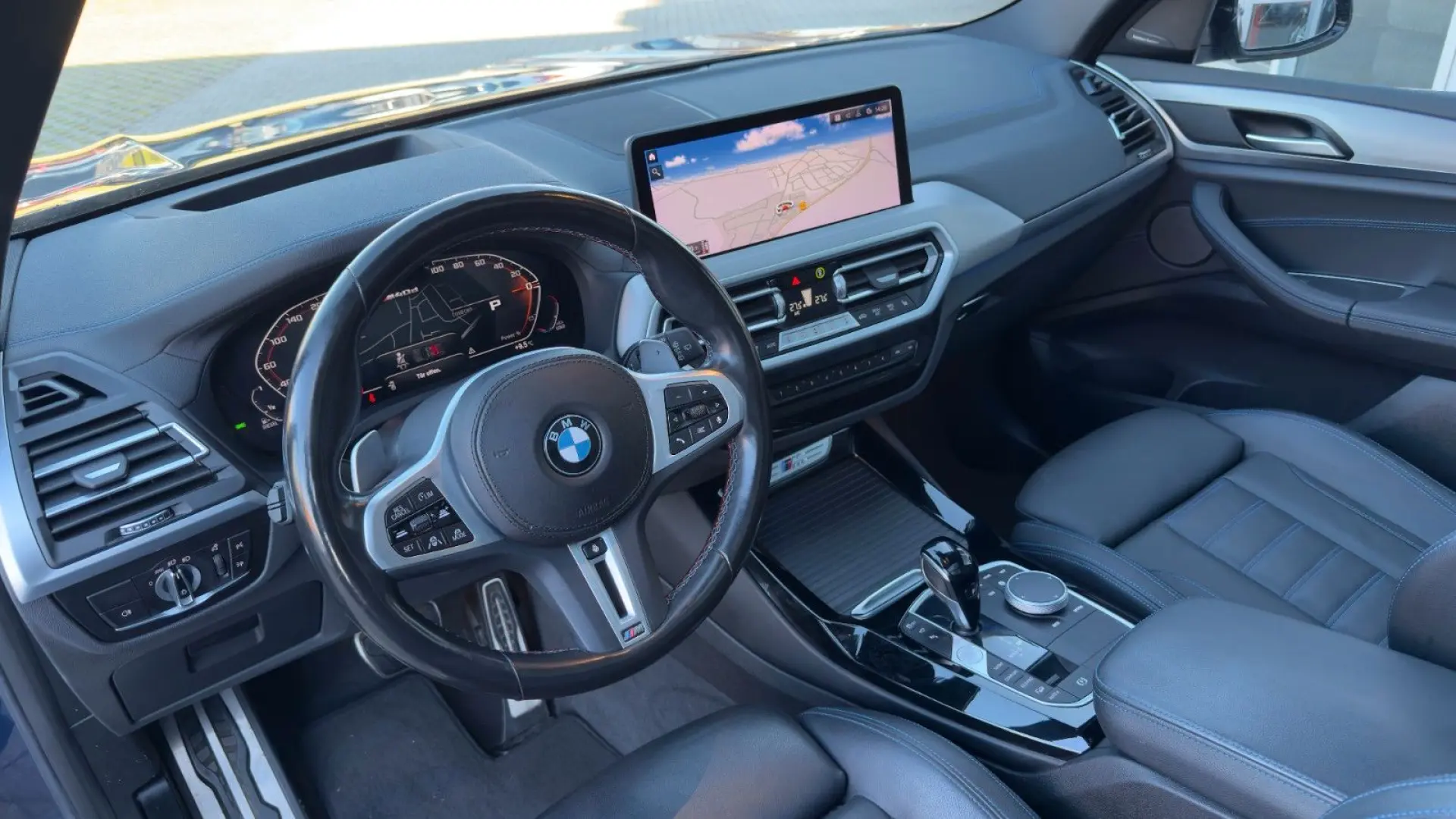 X3 M40d LEDER PANO STNDH HUD ACC 360 LASER HK 21