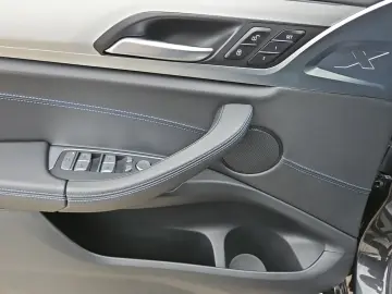 X3 M40i xDrive LED NAVI DAB HUD LiveCockpit eGSD