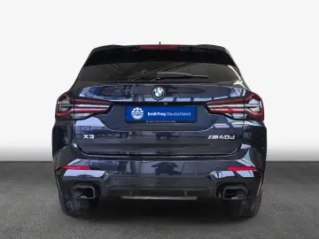 X3 M40d