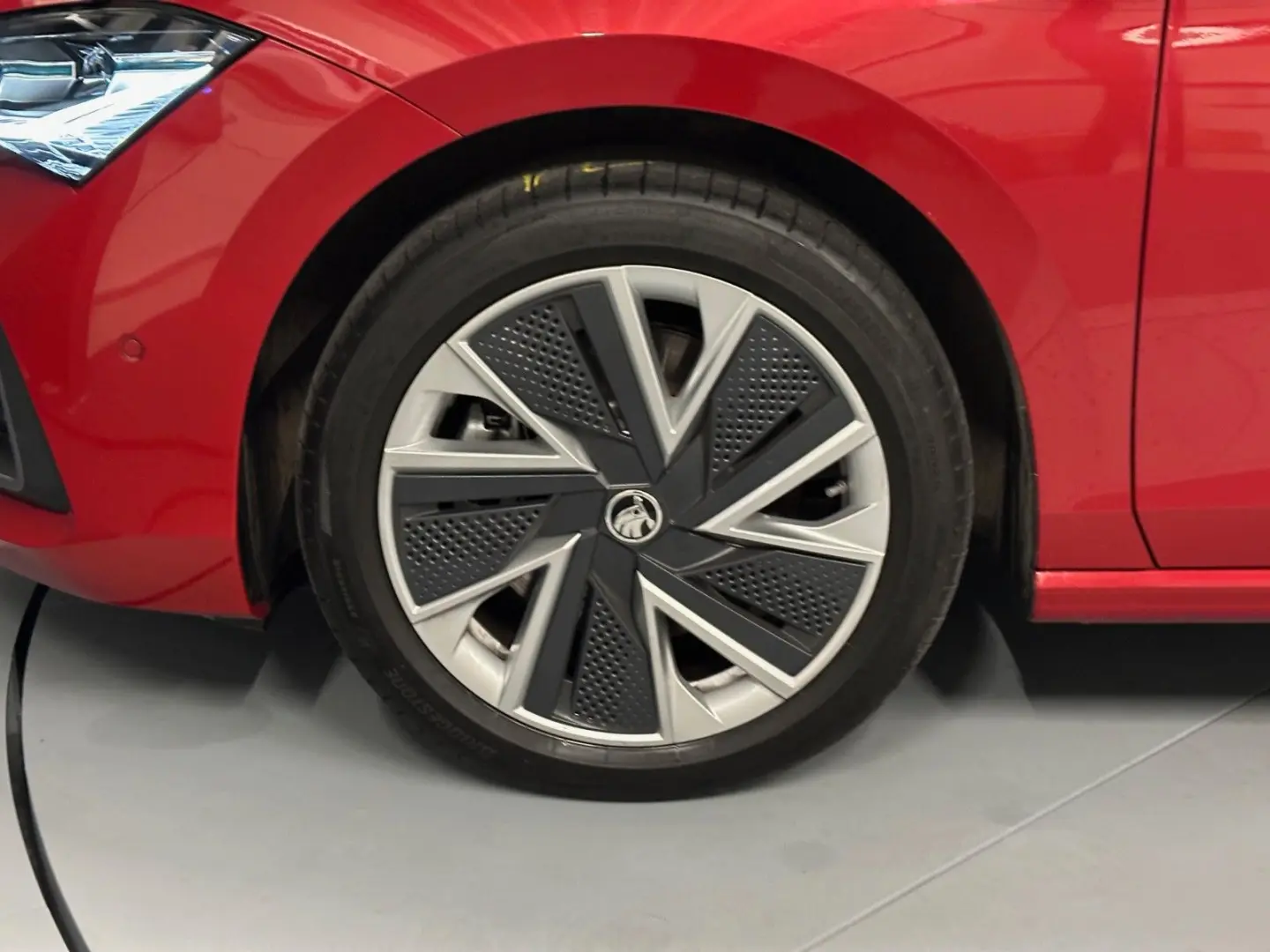 Superb Lim. 2.0 TDI DSG 4x4 Selection HeadUp 360