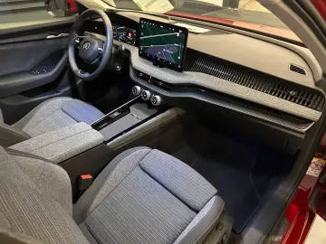 Superb Lim. 2.0 TDI DSG 4x4 Selection HeadUp 360