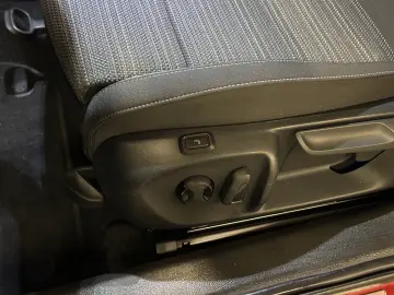 Superb Lim. 2.0 TDI DSG 4x4 Selection HeadUp 360