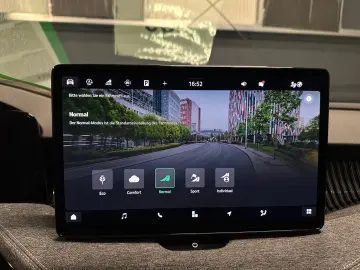 Superb Lim. 2.0 TDI DSG 4x4 Selection HeadUp 360