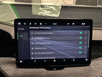 Superb Lim. 2.0 TDI DSG 4x4 Selection HeadUp 360