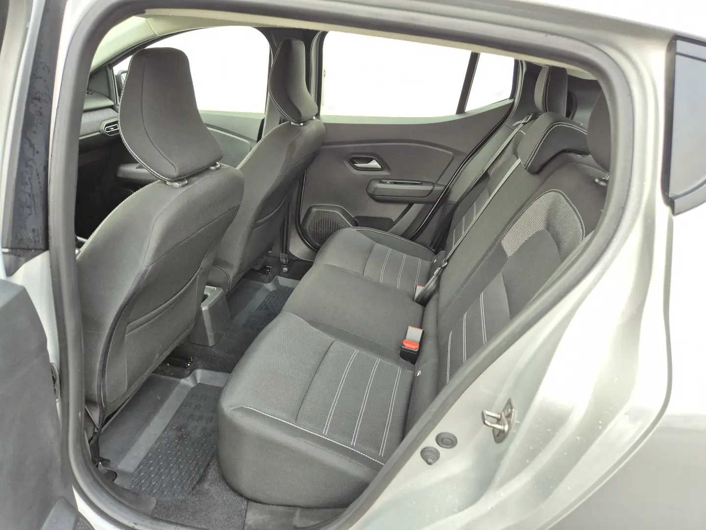 Dacia Sandero EXPRESSION 1.0 TCE 90 CP 2024