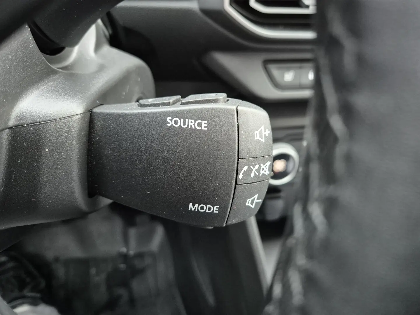 Dacia Sandero EXPRESSION 1.0 TCE 90 CP 2024