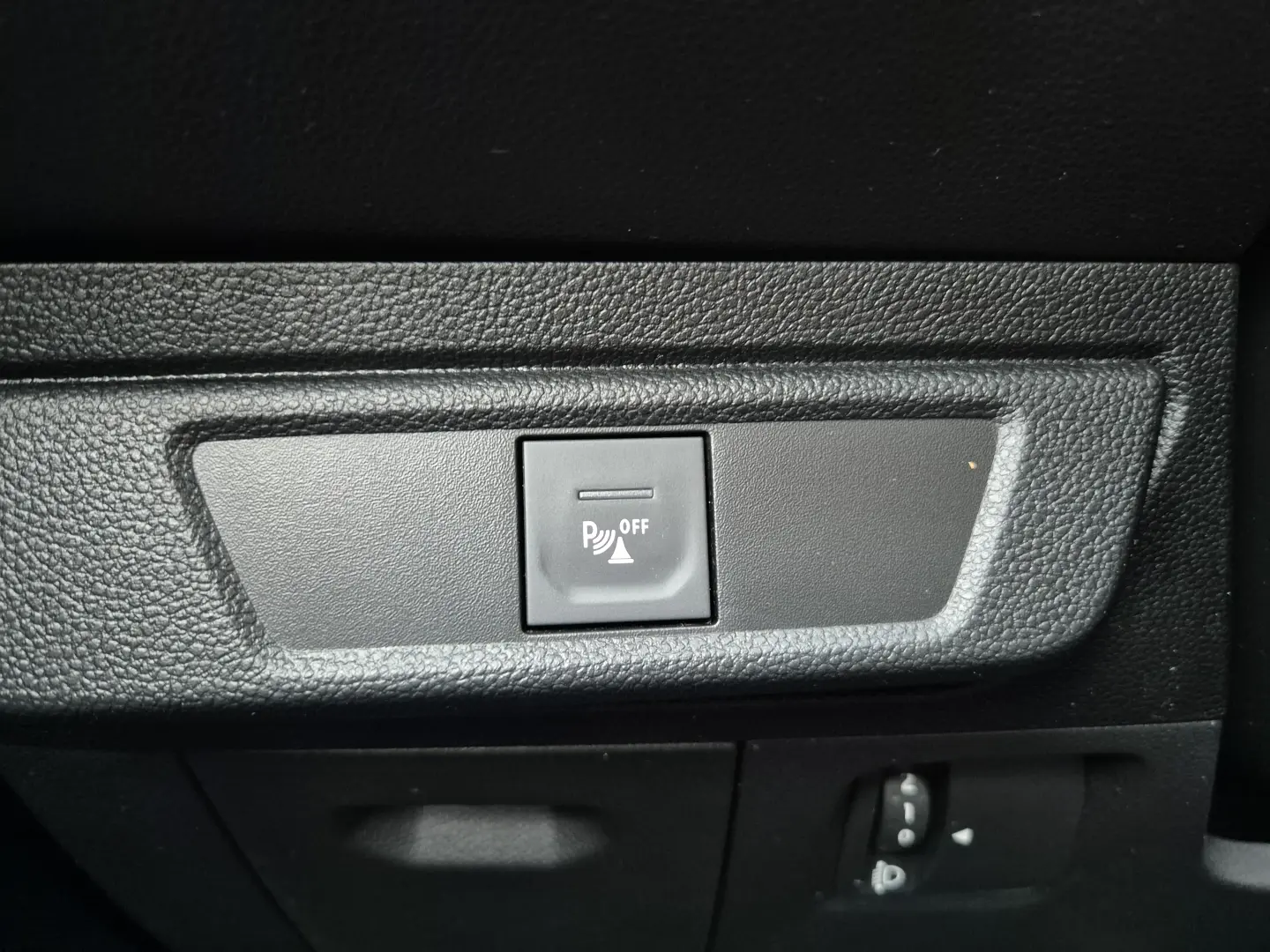 Dacia Sandero EXPRESSION 1.0 TCE 90 CP 2024