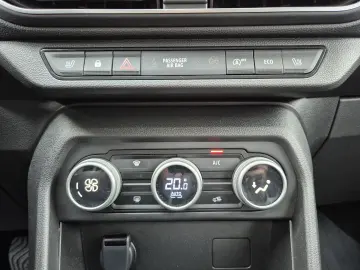 Dacia Sandero EXPRESSION 1.0 TCE 90 CP 2024