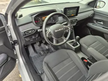 Dacia Sandero EXPRESSION 1.0 TCE 90 CP 2024
