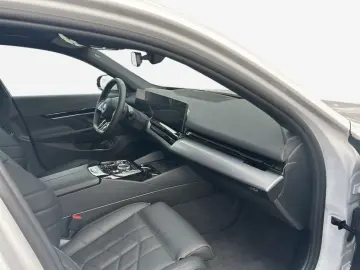 530e xDrive Aut.