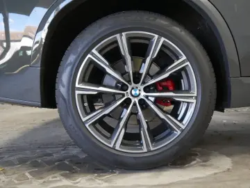 X5 xDrive30d M Sport Pro 2-Achs-Luft AHK StHzg h