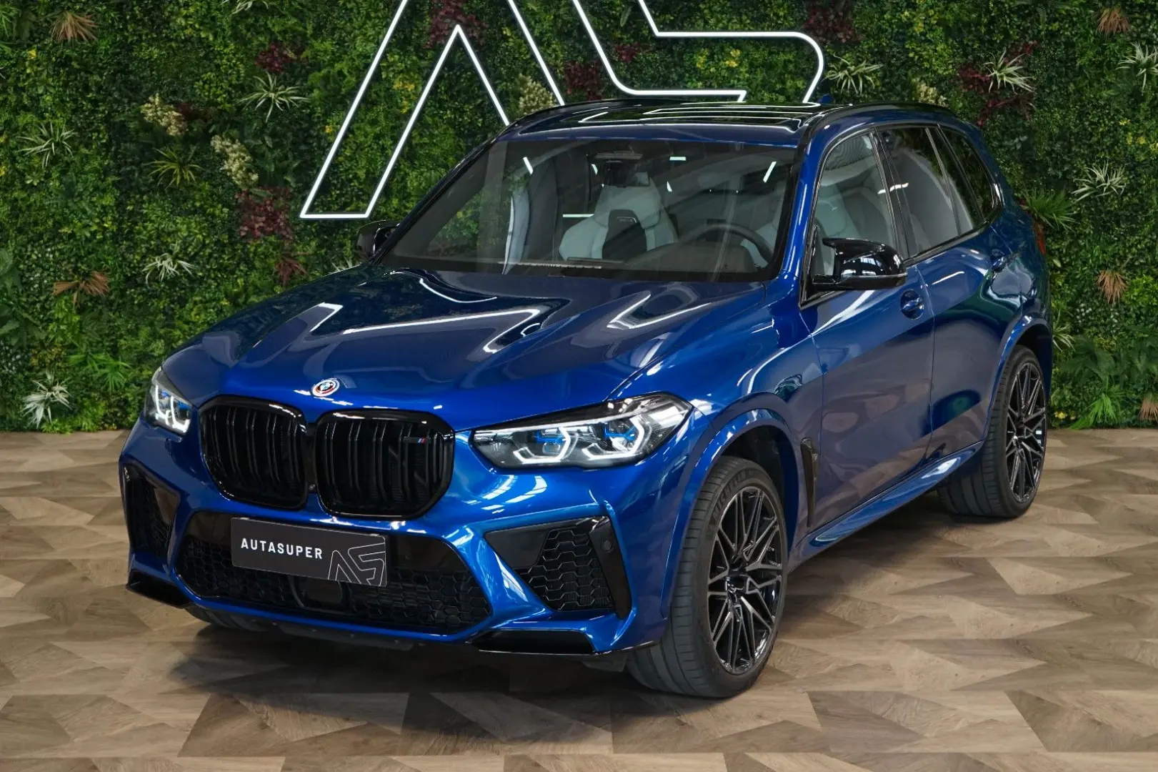 M COMPE xDRIVE TOW WARRANTY H K 76.942€ NETTO