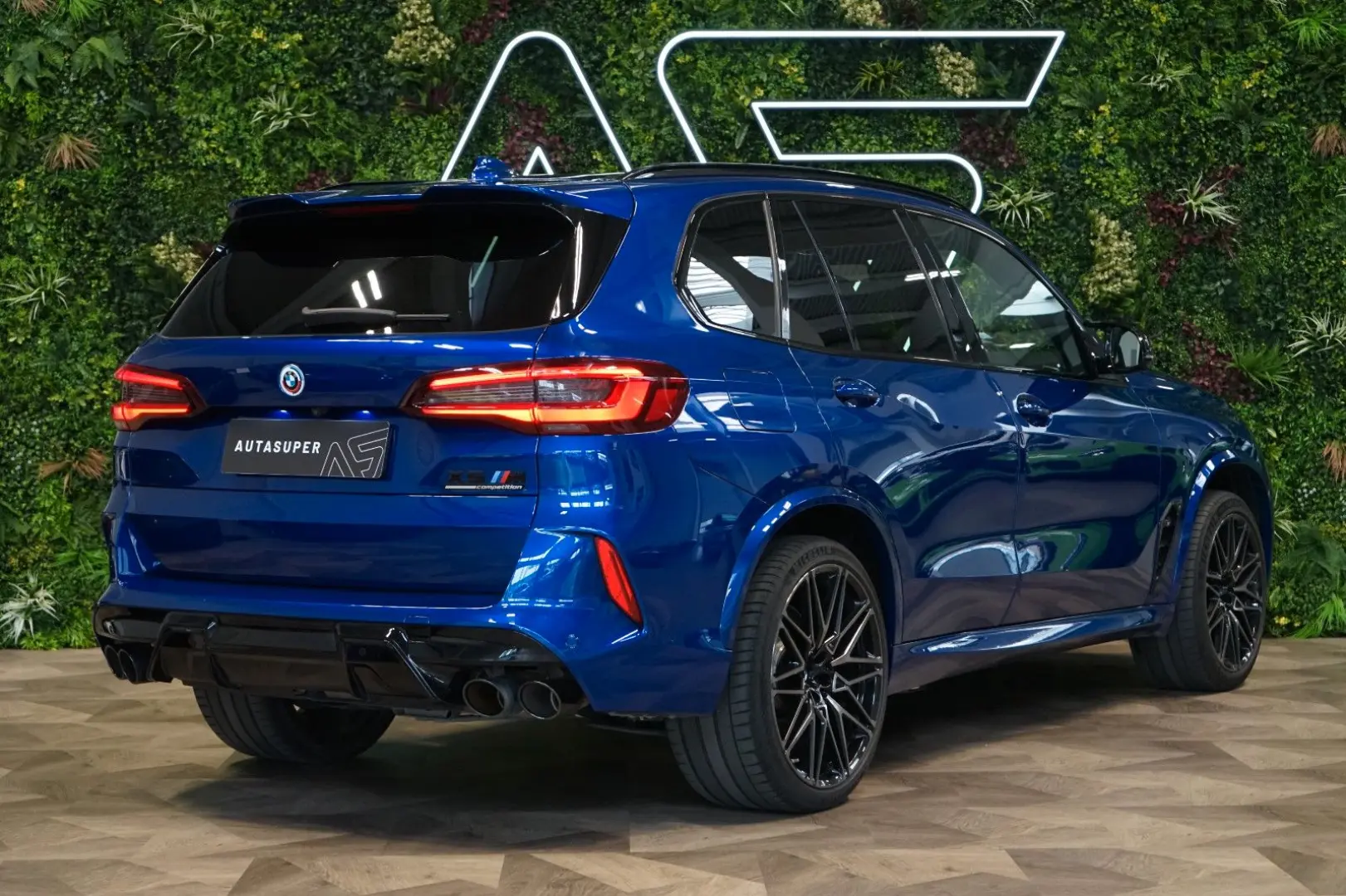 M COMPE xDRIVE TOW WARRANTY H K 76.942€ NETTO