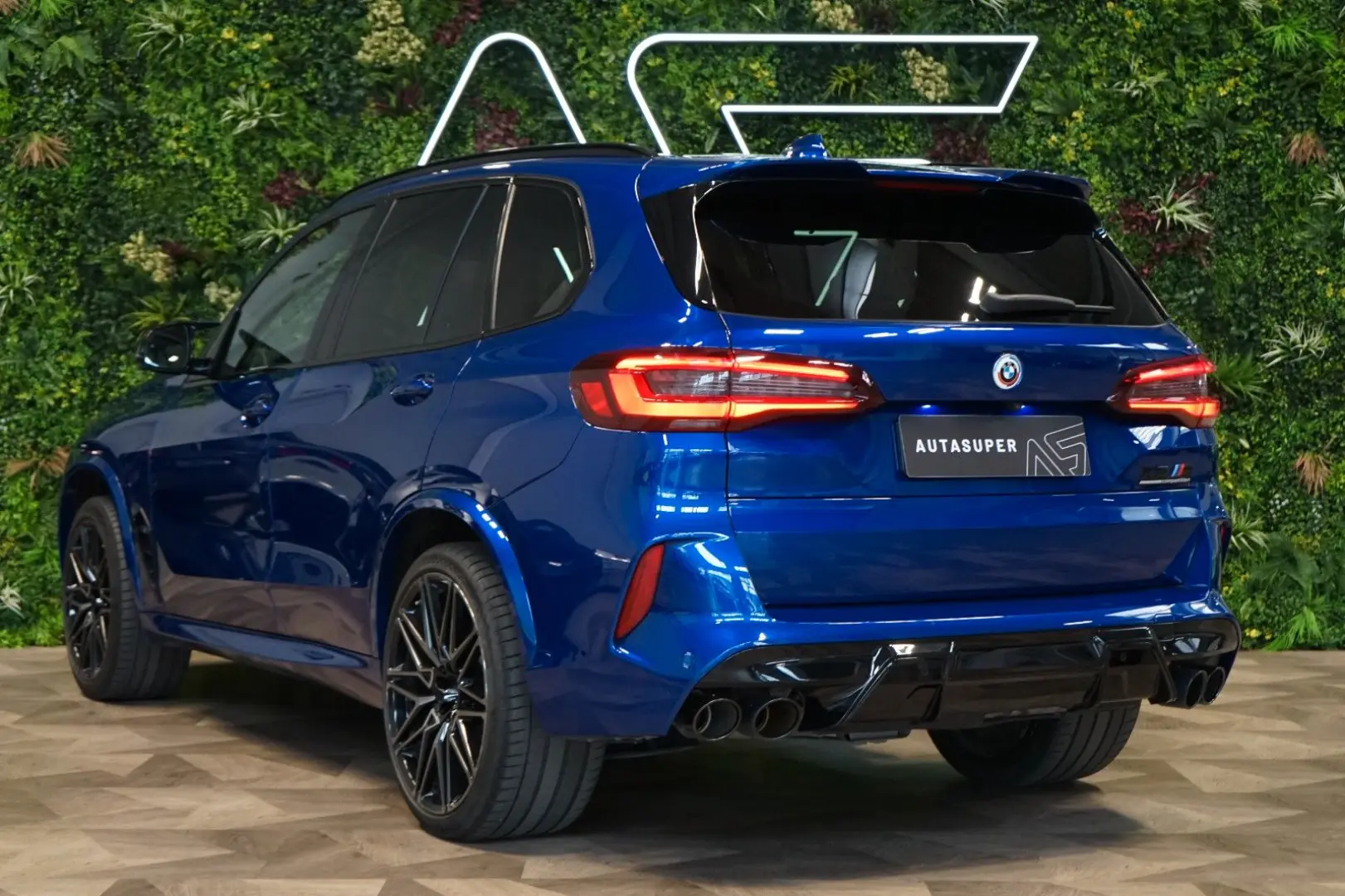 M COMPE xDRIVE TOW WARRANTY H K 76.942€ NETTO