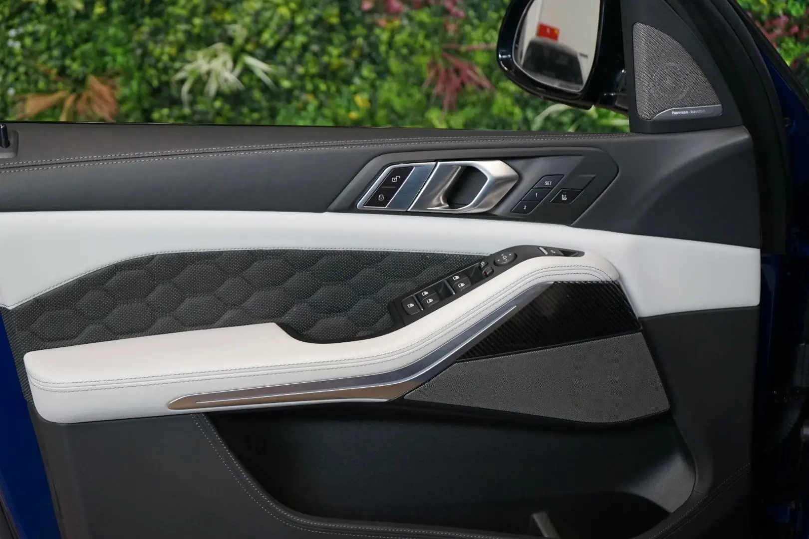 M COMPE xDRIVE TOW WARRANTY H K 76.942€ NETTO