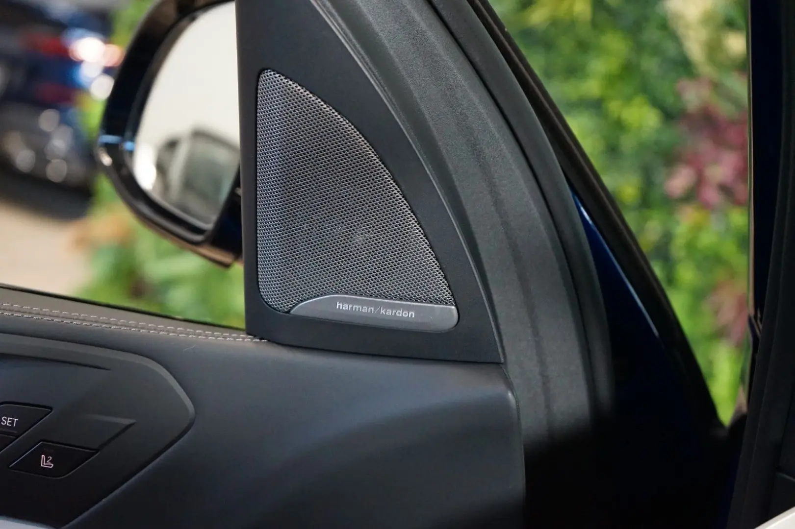 M COMPE xDRIVE TOW WARRANTY H K 76.942€ NETTO