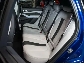 M COMPE xDRIVE TOW WARRANTY H K 76.942€ NETTO