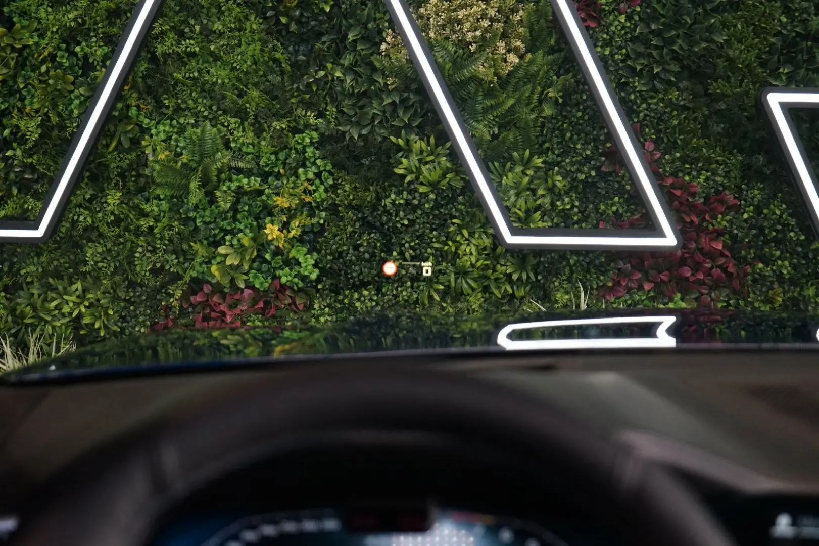 M COMPE xDRIVE TOW WARRANTY H K 76.942€ NETTO