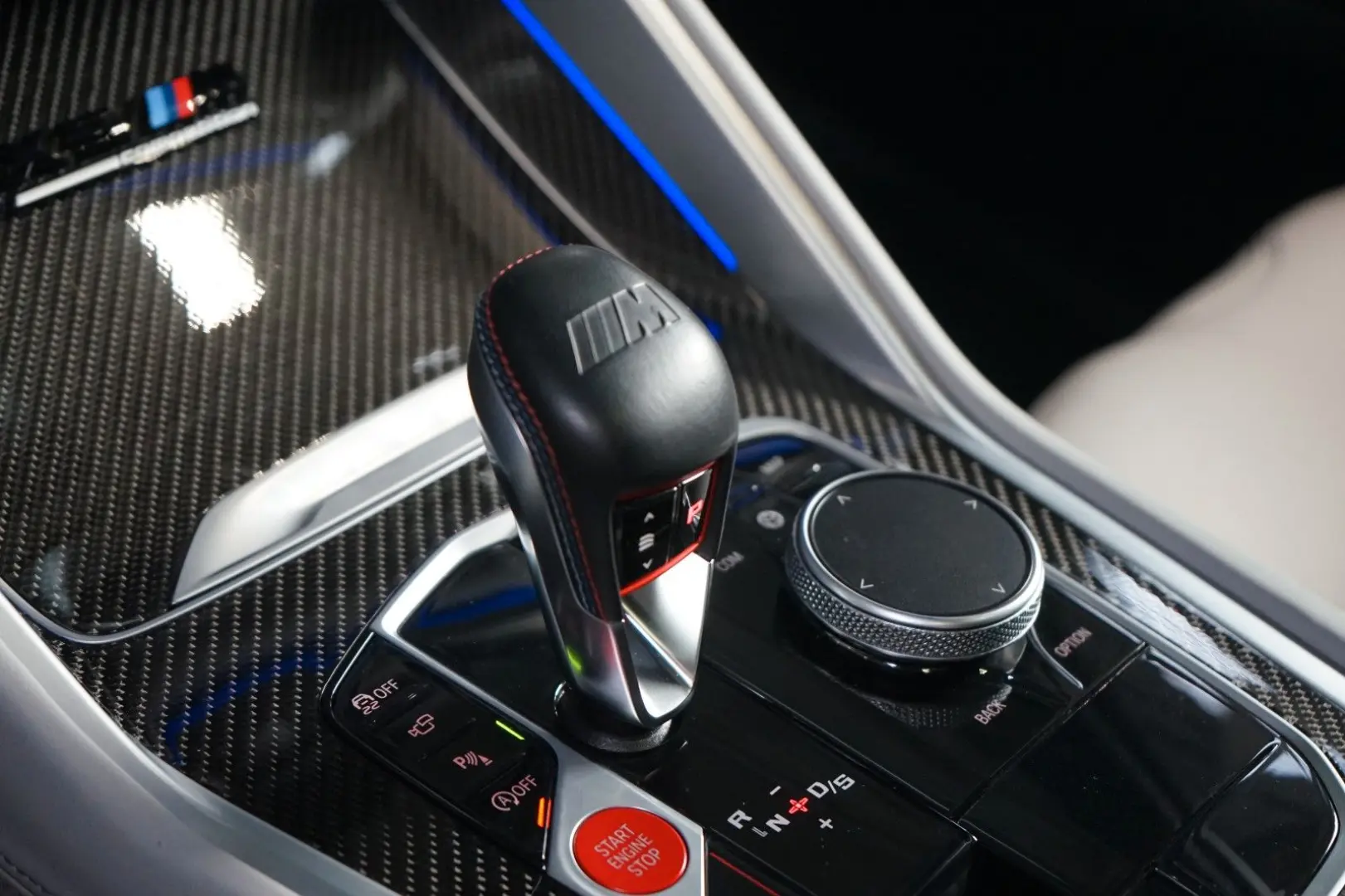 M COMPE xDRIVE TOW WARRANTY H K 76.942€ NETTO