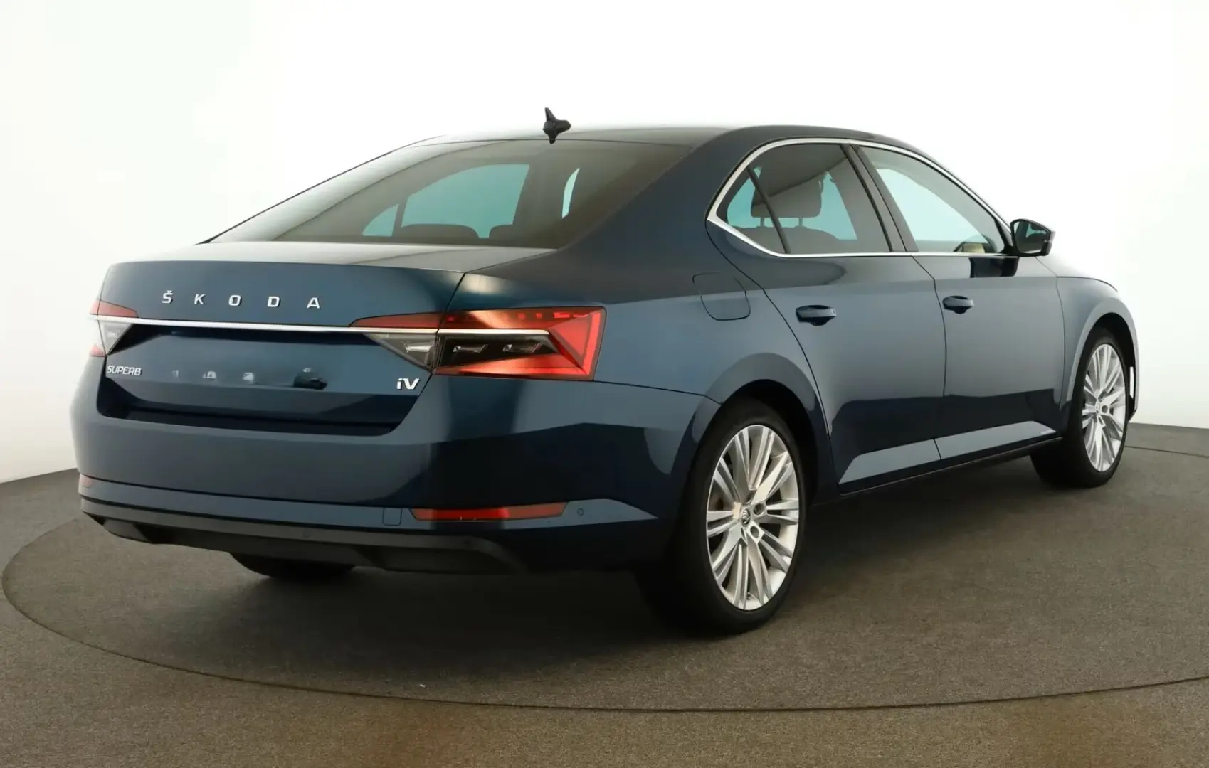 Superb Lim. 1.4 TSI Style iV #19Z#AHK#360 #LED#