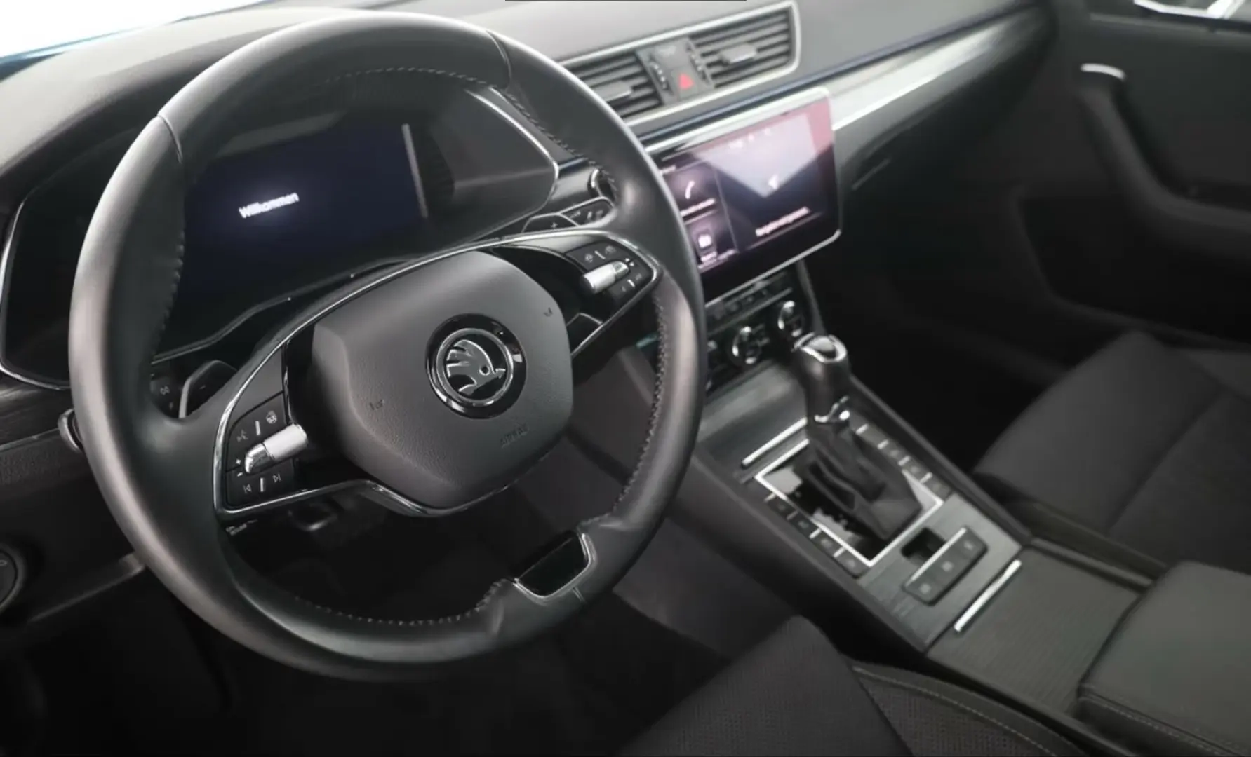 Superb Lim. 1.4 TSI Style iV #19Z#AHK#360 #LED#