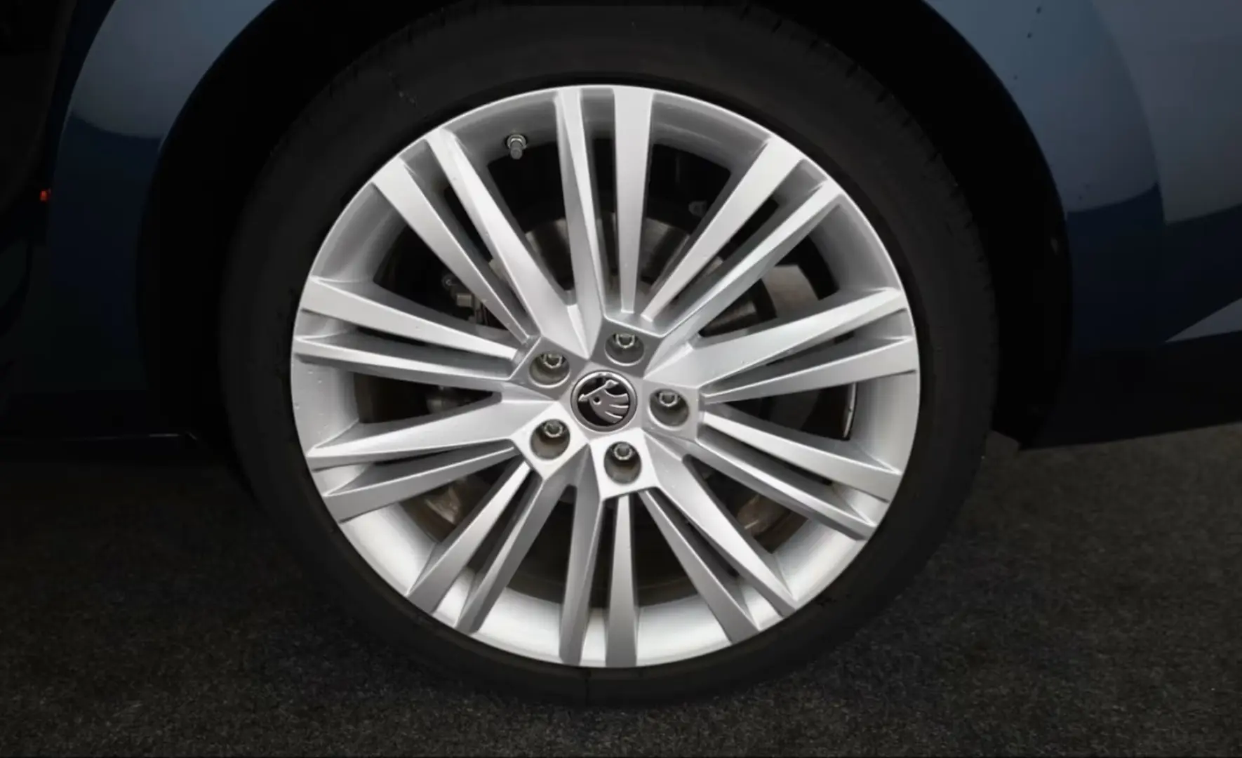 Superb Lim. 1.4 TSI Style iV #19Z#AHK#360 #LED#