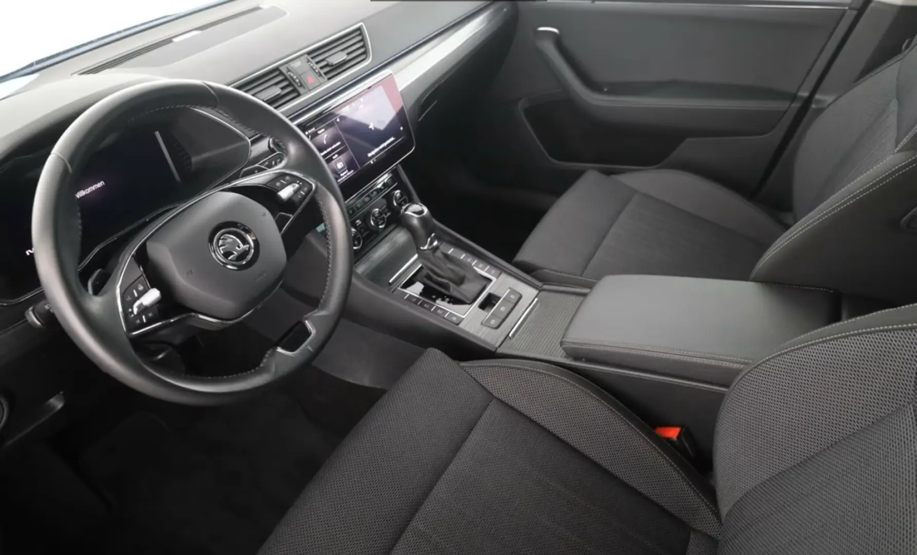 Superb Lim. 1.4 TSI Style iV #19Z#AHK#360 #LED#