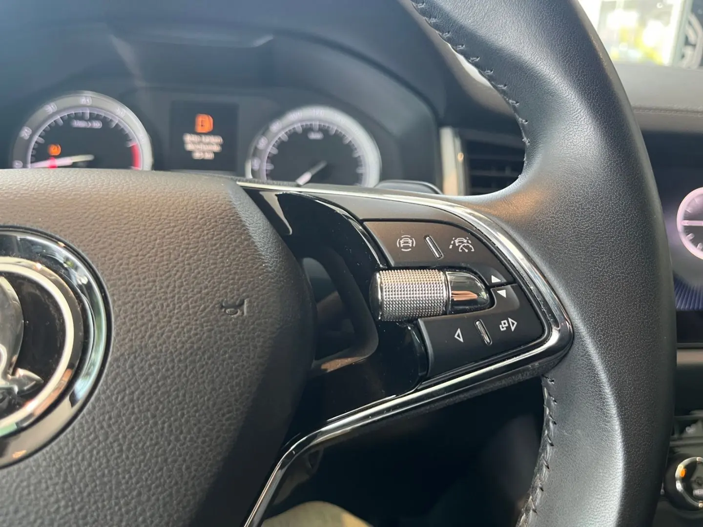 Kodiaq 1.5 TSI DSG Tour  AHK Sitzhz-hi el Heck