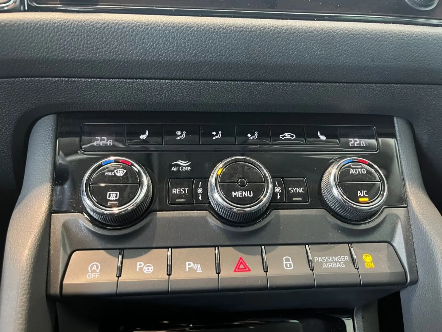 Kodiaq 1.5 TSI DSG Tour  AHK Sitzhz-hi el Heck