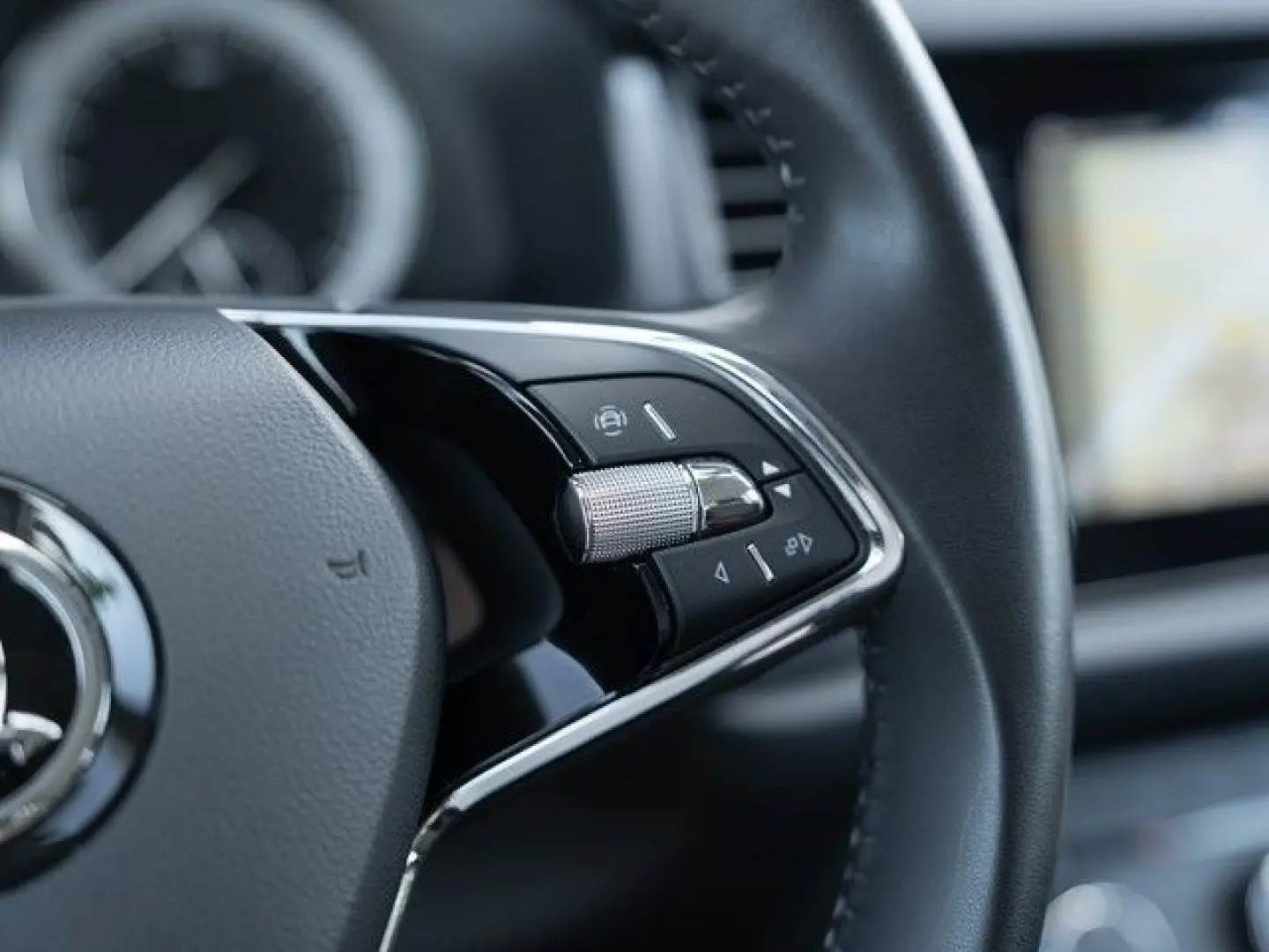 Kodiaq 2.0 TDI Active DSG AHK LED NAVI