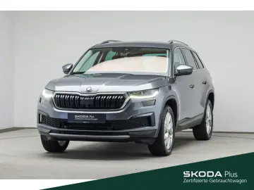 Kodiaq 1.5 TSI DSG TOUR CANTON STHZG MATRIX PDC