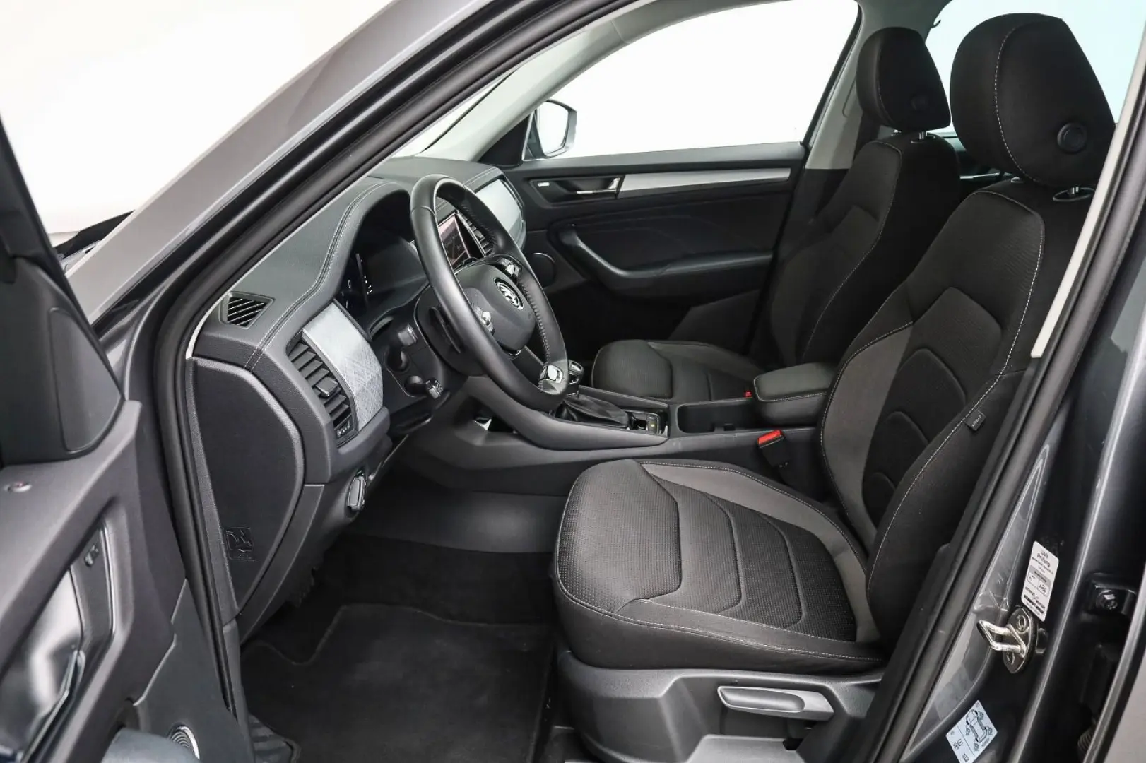 Kodiaq 1.5 TSI DSG TOUR CANTON STHZG MATRIX PDC