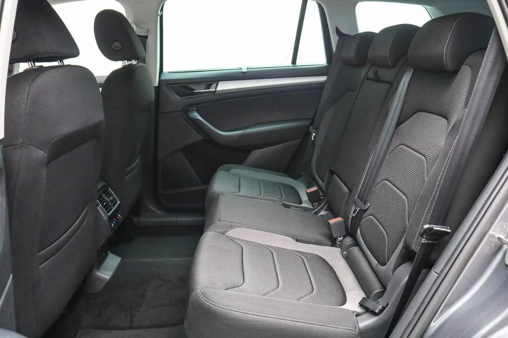 Kodiaq 1.5 TSI DSG TOUR CANTON STHZG MATRIX PDC