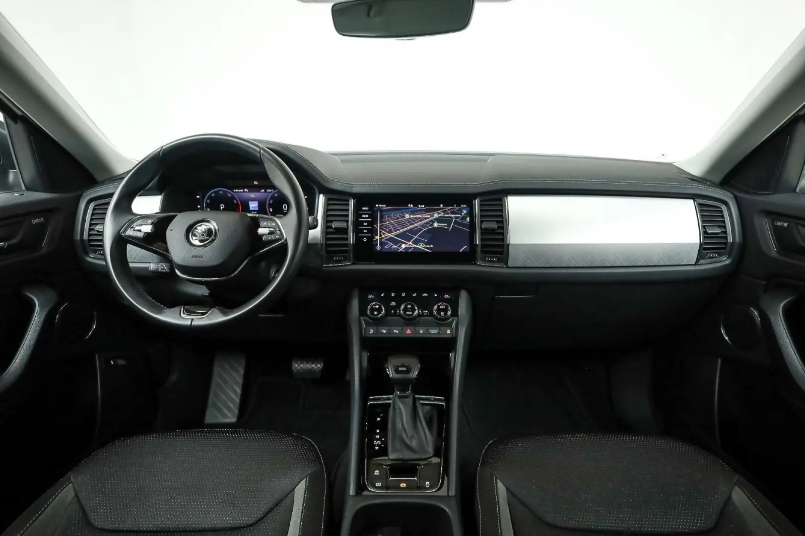 Kodiaq 1.5 TSI DSG TOUR CANTON STHZG MATRIX PDC