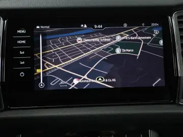 Kodiaq 1.5 TSI DSG TOUR CANTON STHZG MATRIX PDC