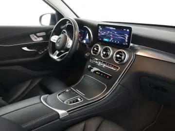 Mercedes-Benz GLC 300 de 4Matic 9G-Tronic